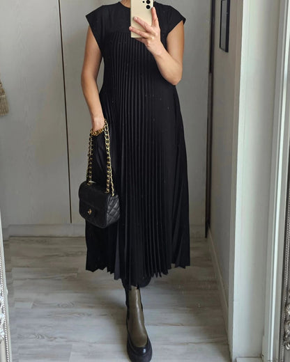 Olivia | Women's Elegant Maxi Pleated Dress